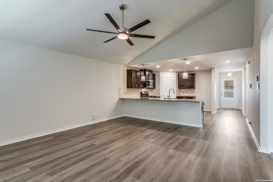 Photo of 2915 SUNSET BEND