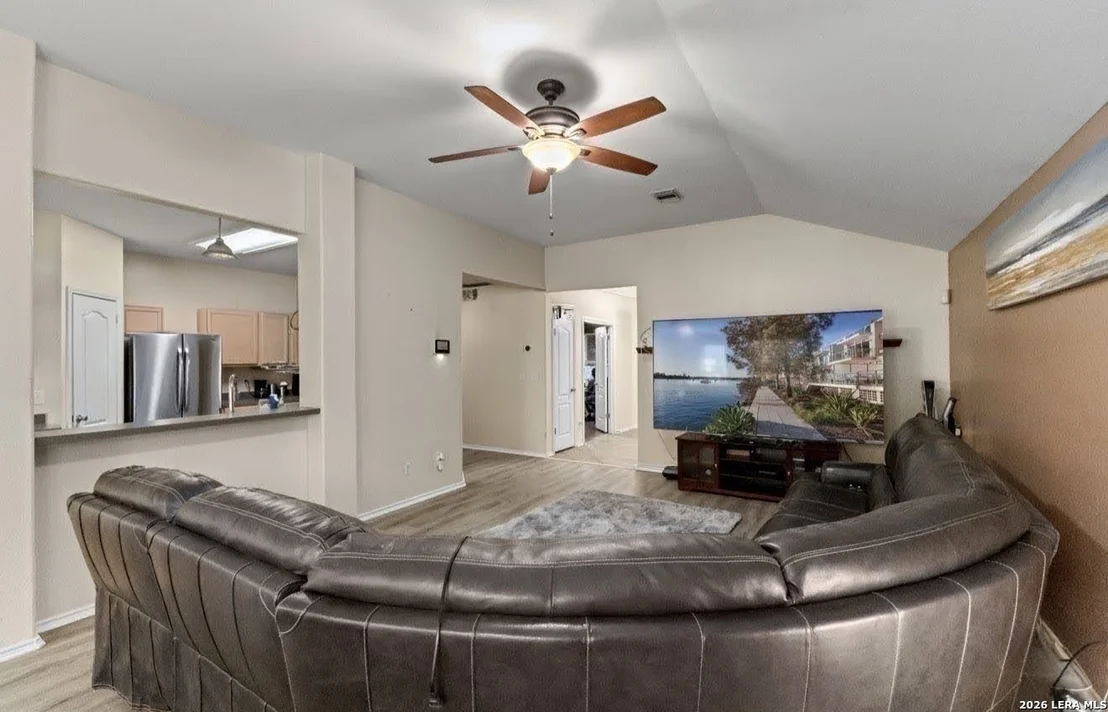 Photo of 1427 Kingsbridge