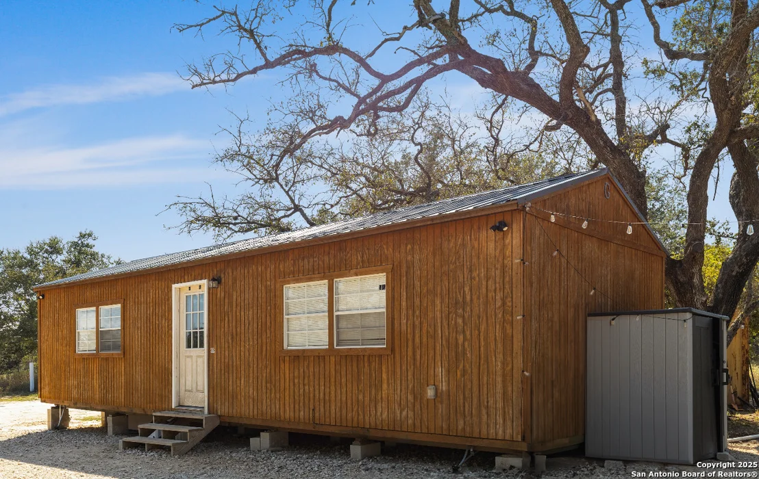 Photo of 1304 County Road 777
