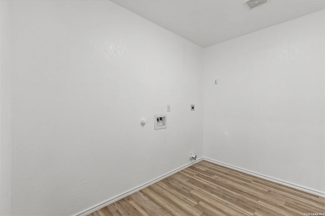 Photo of 136 Gatewood Bay