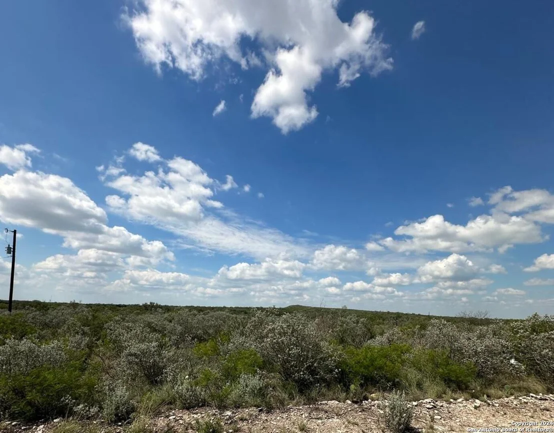 Photo of 87 LEGEND HILLS RD