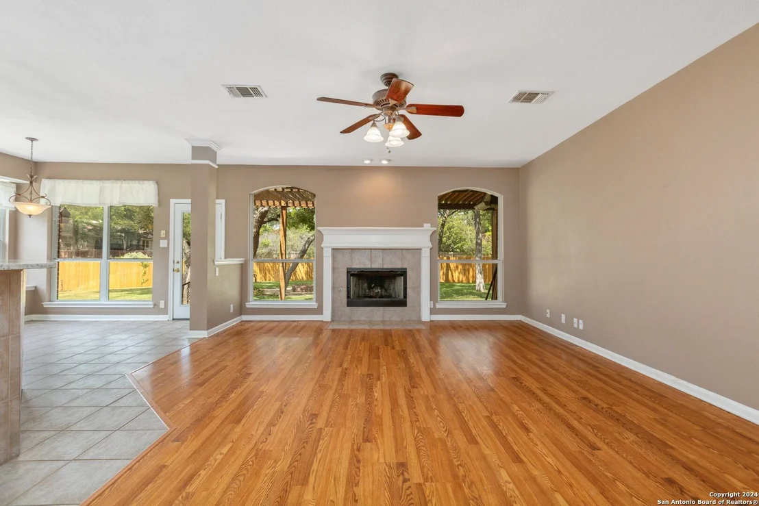 Photo of 14018 POSSUM TREE RD