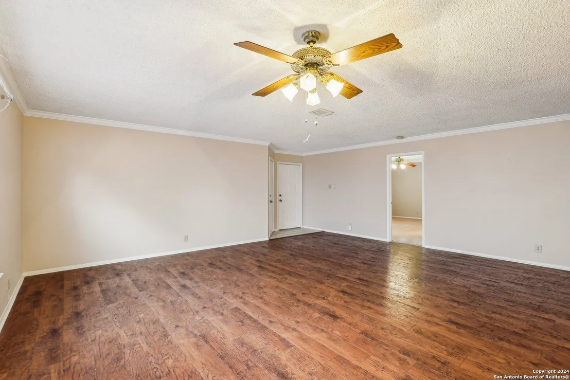 Photo of 9181 RIDGE PATH