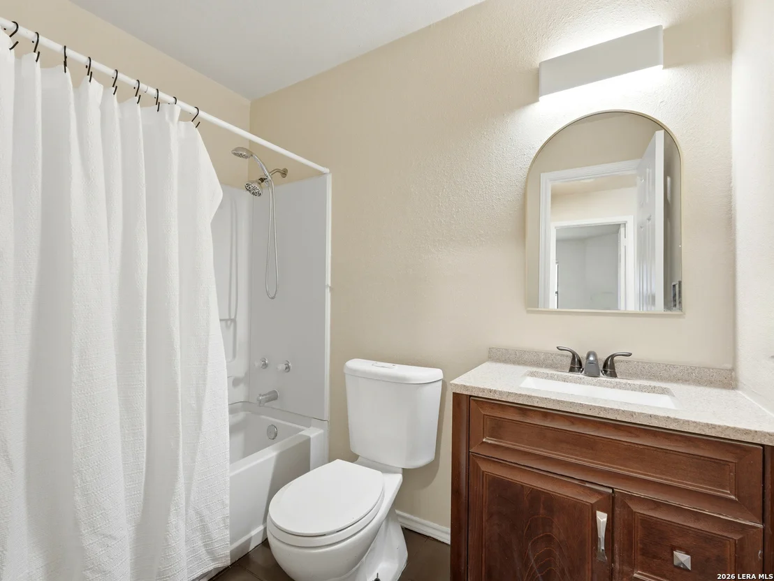 Photo of 7914 WAYSIDE TRL