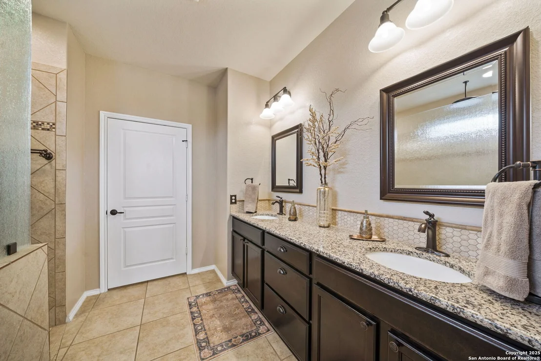 Photo of 12474 MODENA BAY