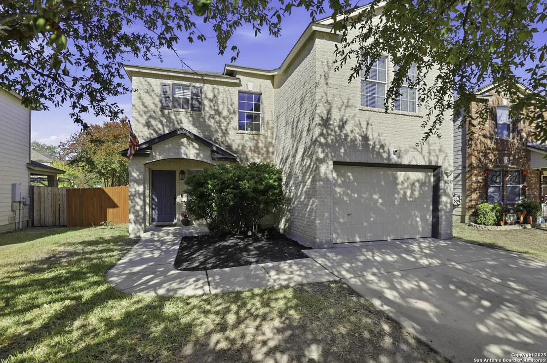 Photo of 11047 Barclay Point