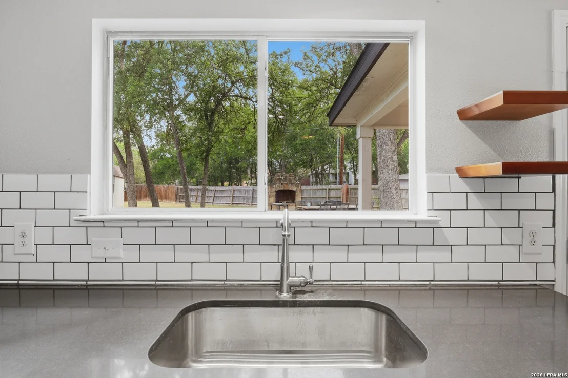 Photo of 11122 HILLSDALE LOOP