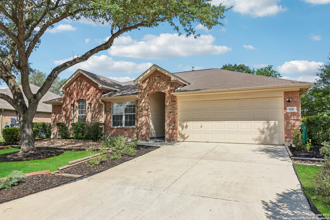 Photo of 1117 Rivertree Dr.