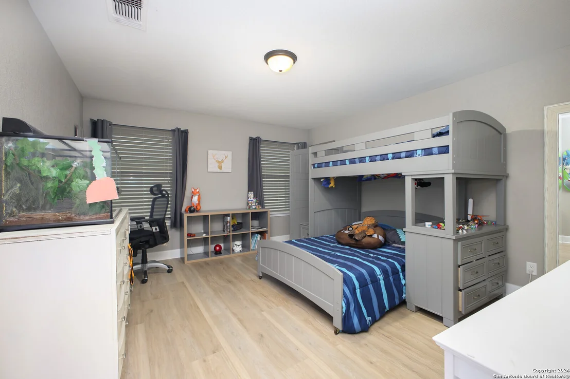 Photo of 20219 HILLBROOK PARK
