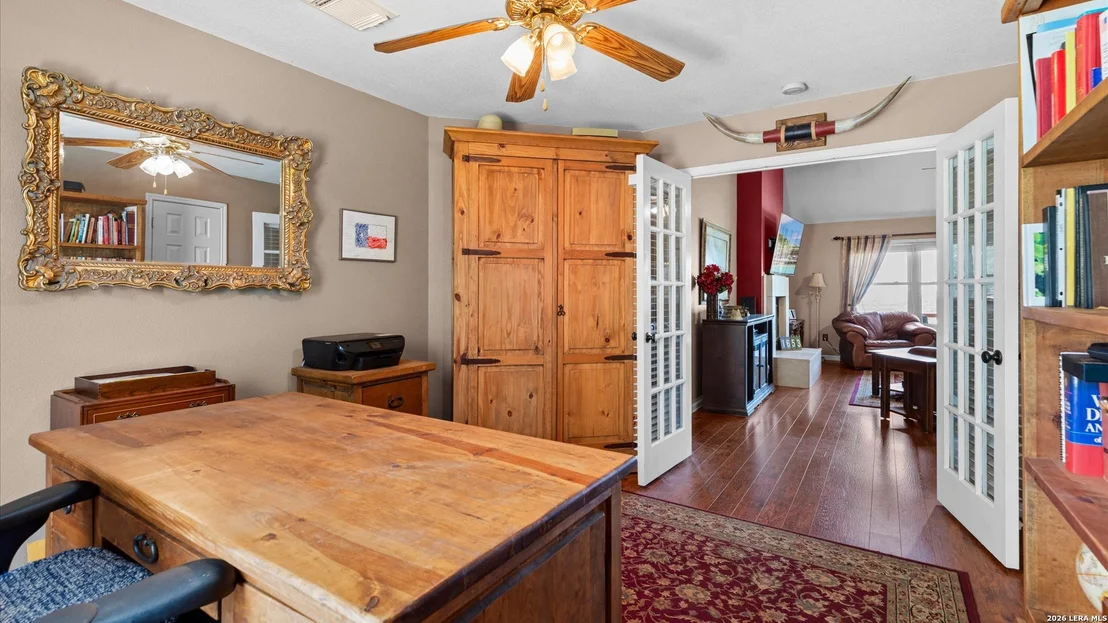 Photo of 8010 Devonshire