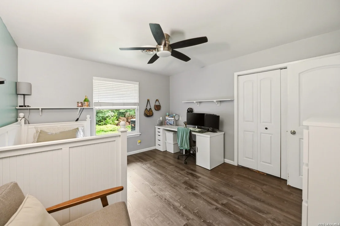 Photo of 429 DRIFTWIND DR