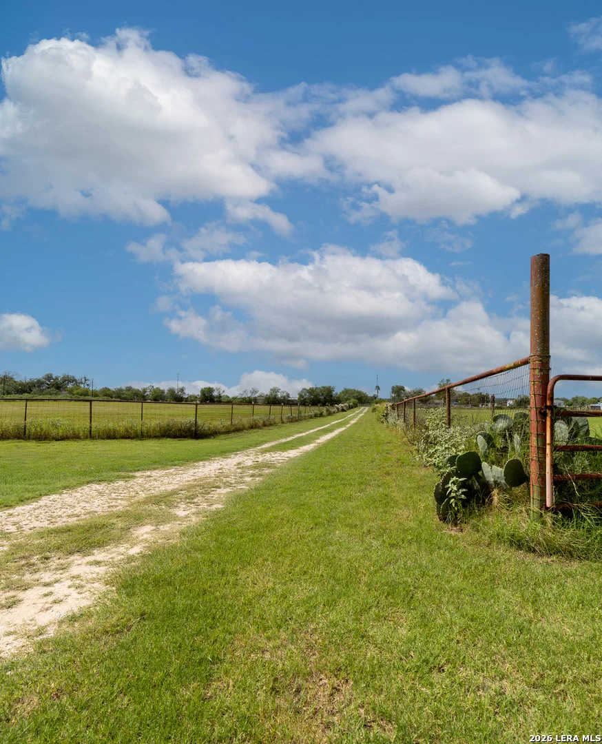 Photo of 235 County Road 7712