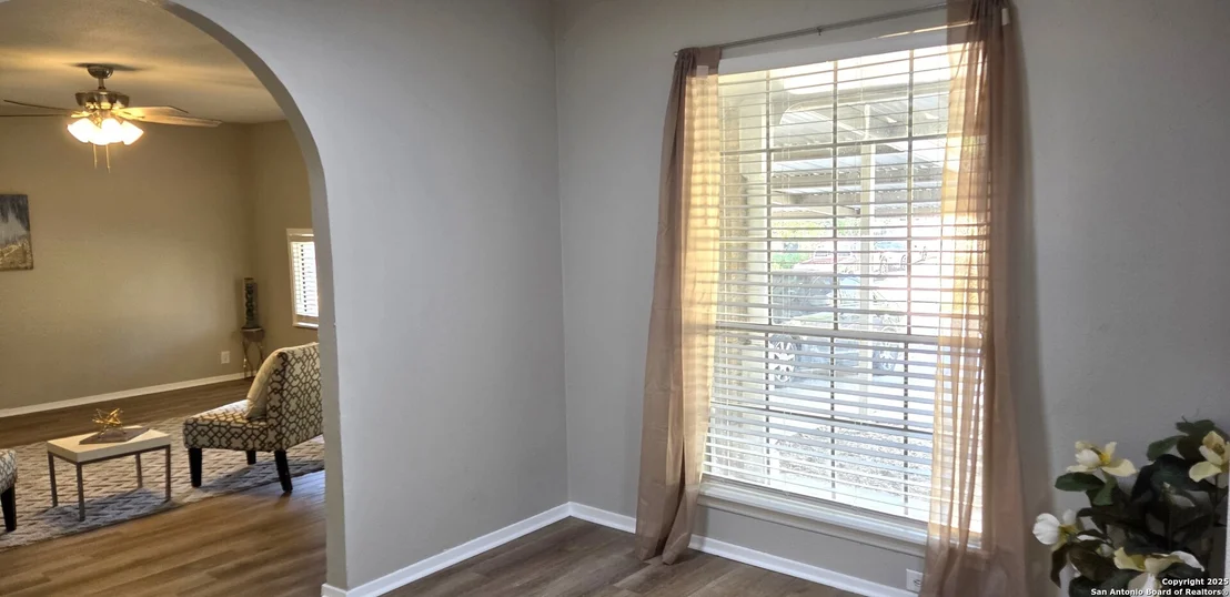 Photo of 7530 Meadow Green