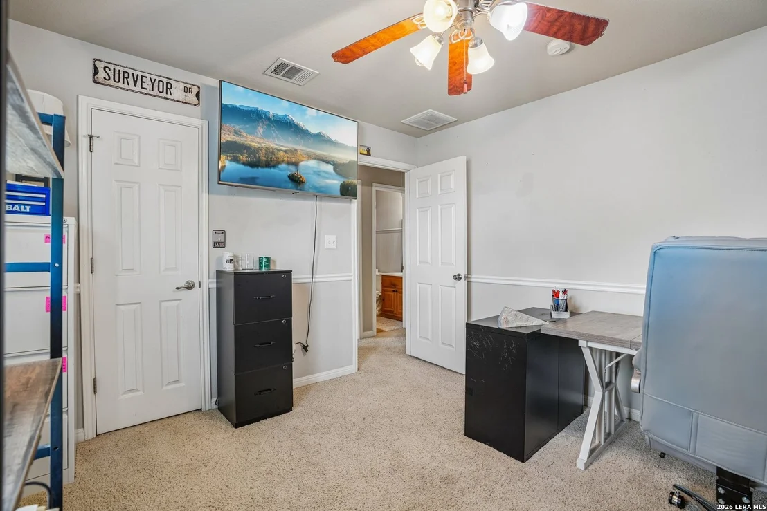 Photo of 990 OAK PARK
