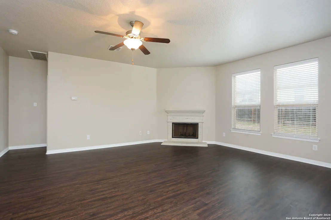 Photo of 526 Point Meadows