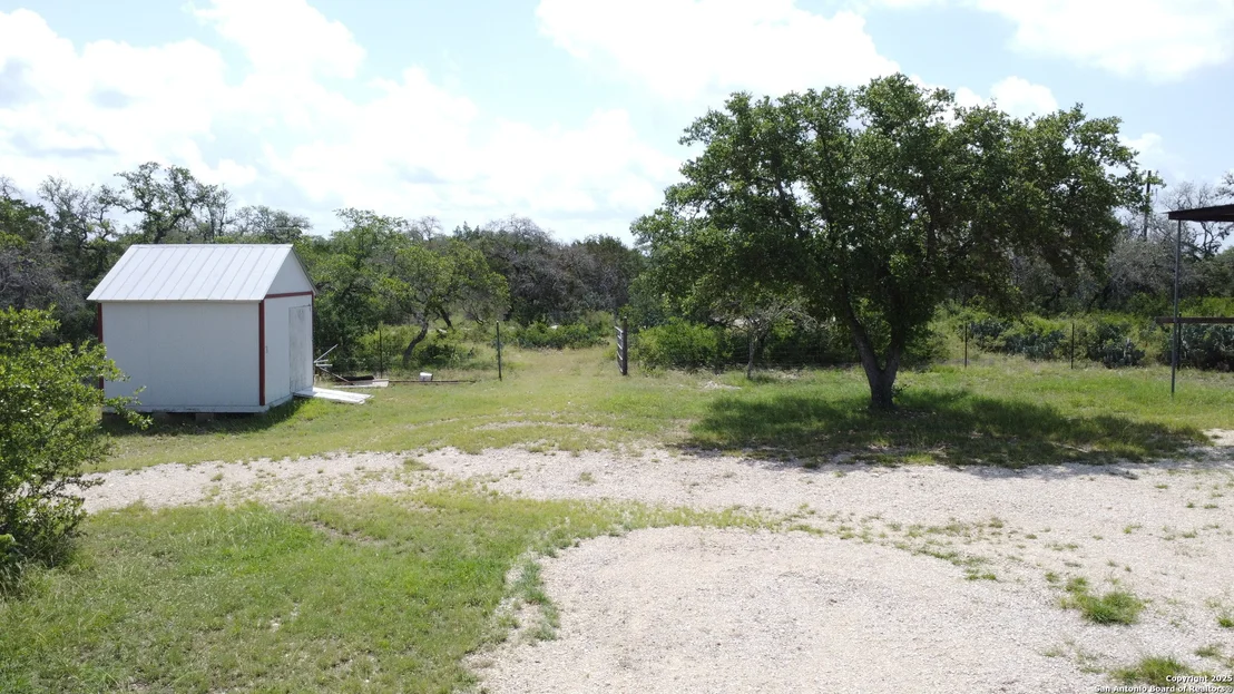Photo of 233 COUNTY ROAD 340