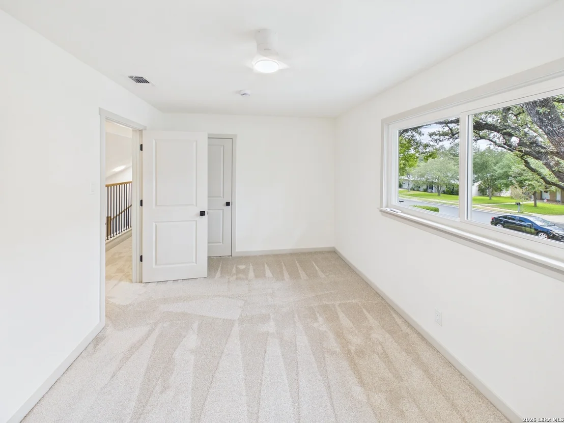Photo of 11619 INTRIGUE DR