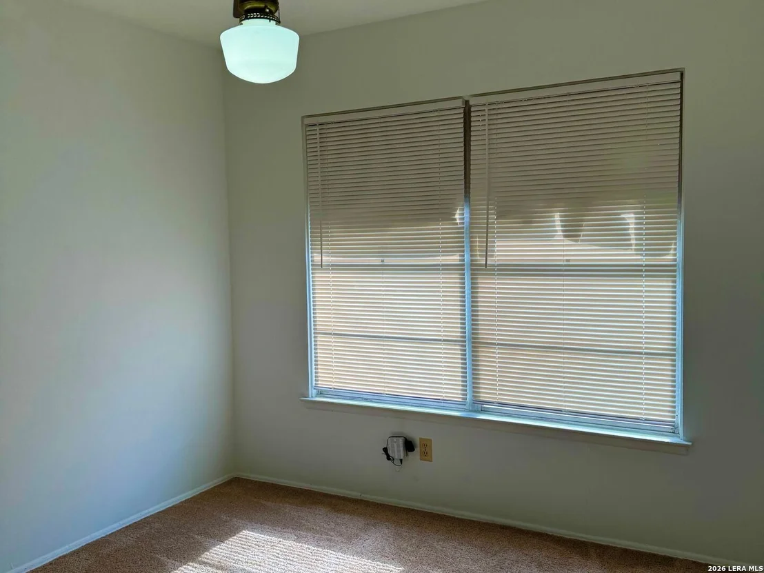 Photo of 2423 Spicewood