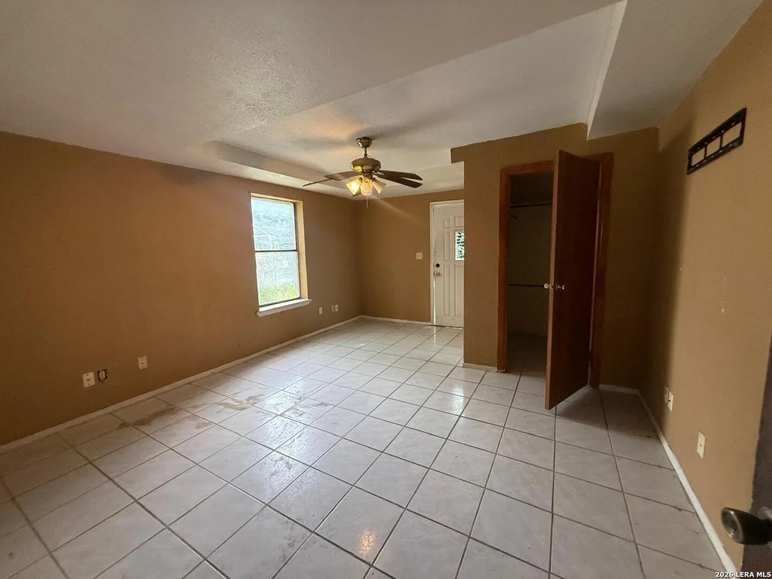 Photo of 3294 FRESNO LOOP