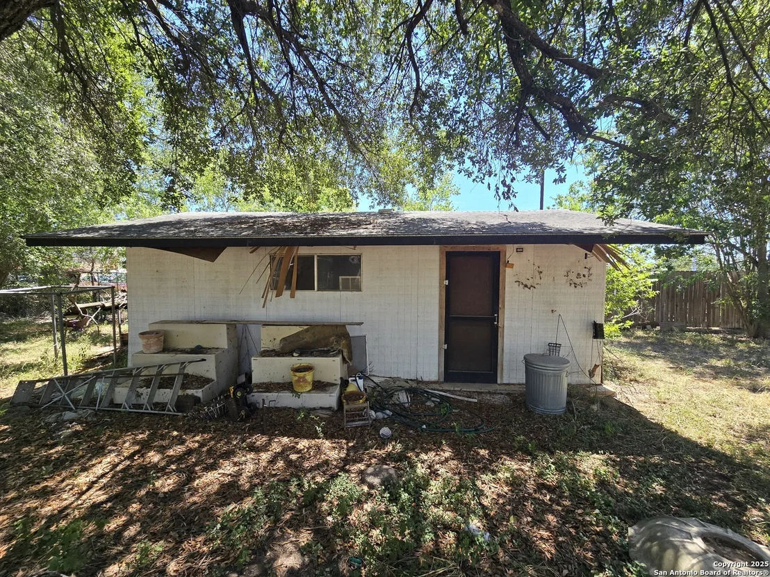 Photo of 119 W Baetz Blvd