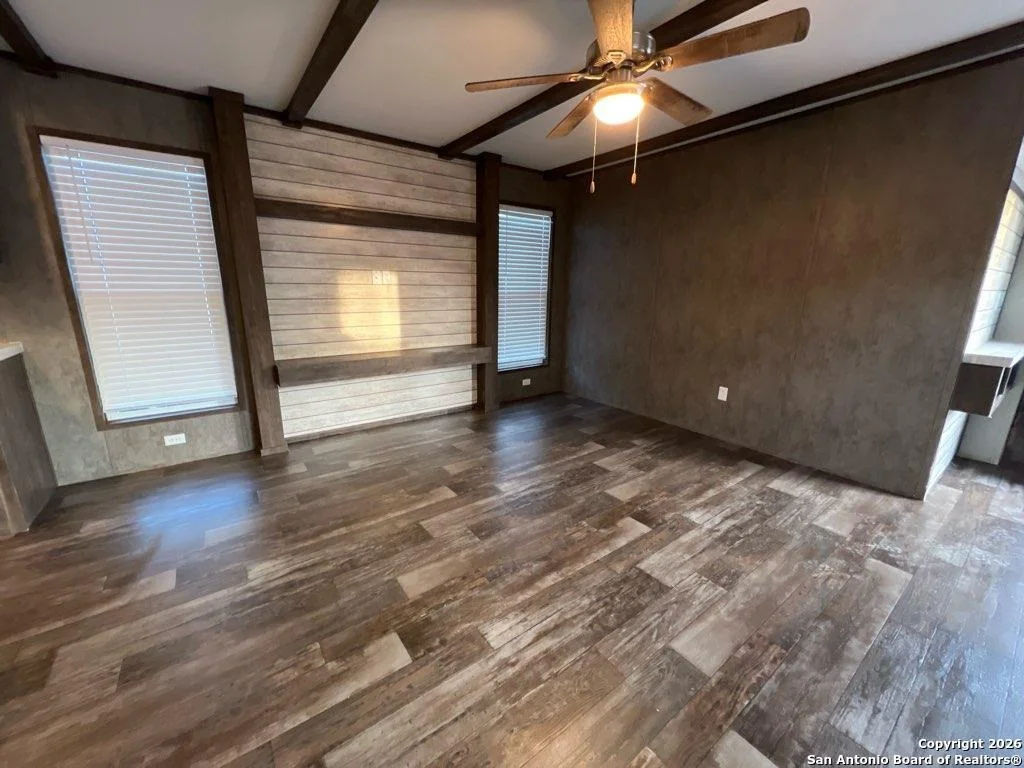 Photo of 1029 Bowen