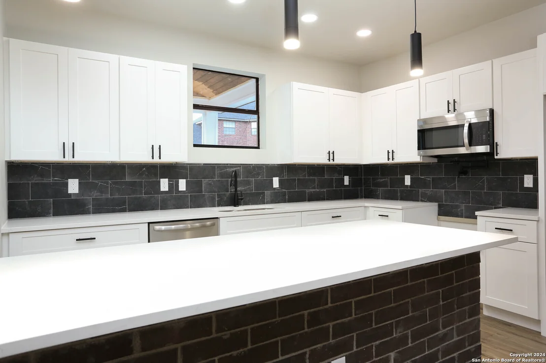 Photo of 312 SOLLOCK DR