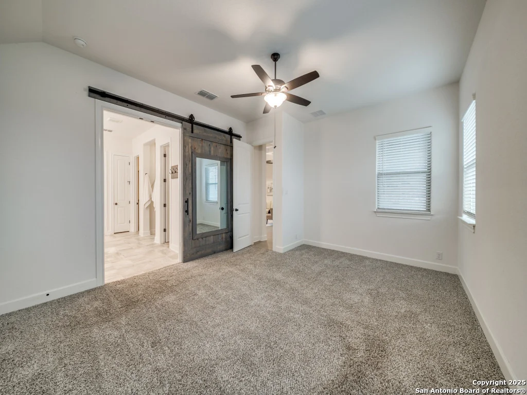 Photo of 1133 LIMESTONE WAY