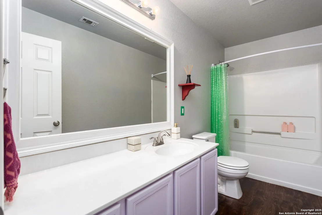 Photo of 8415 COLLINGWOOD