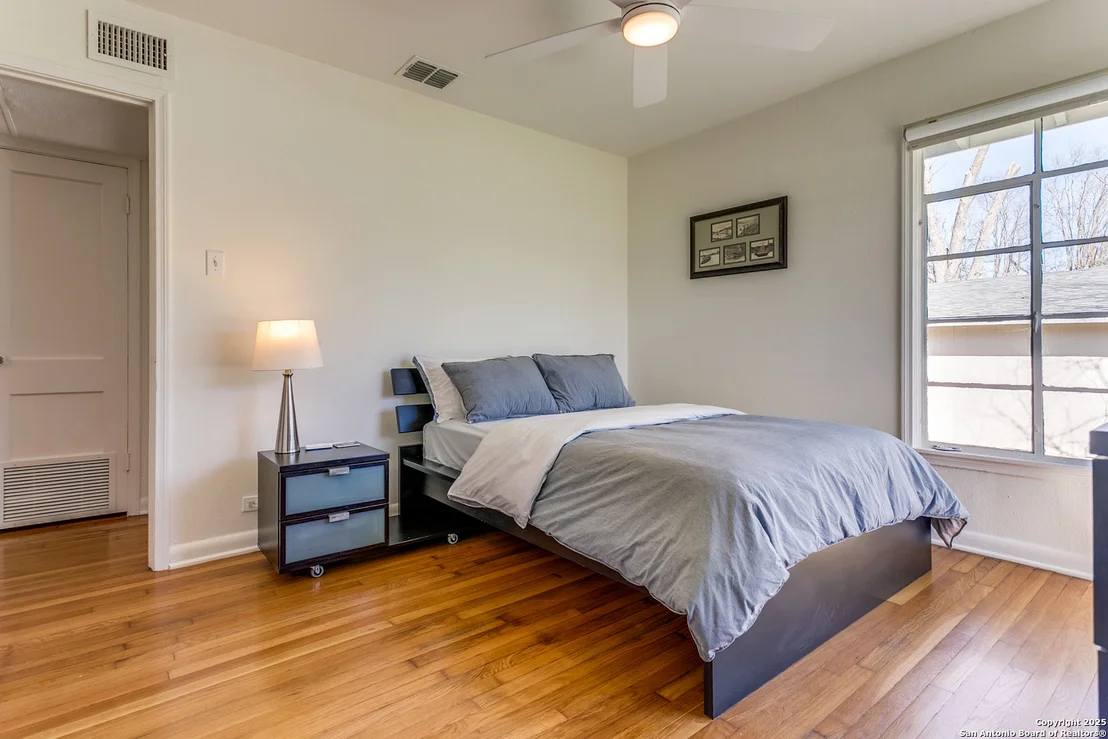 Photo of 447 Harmon