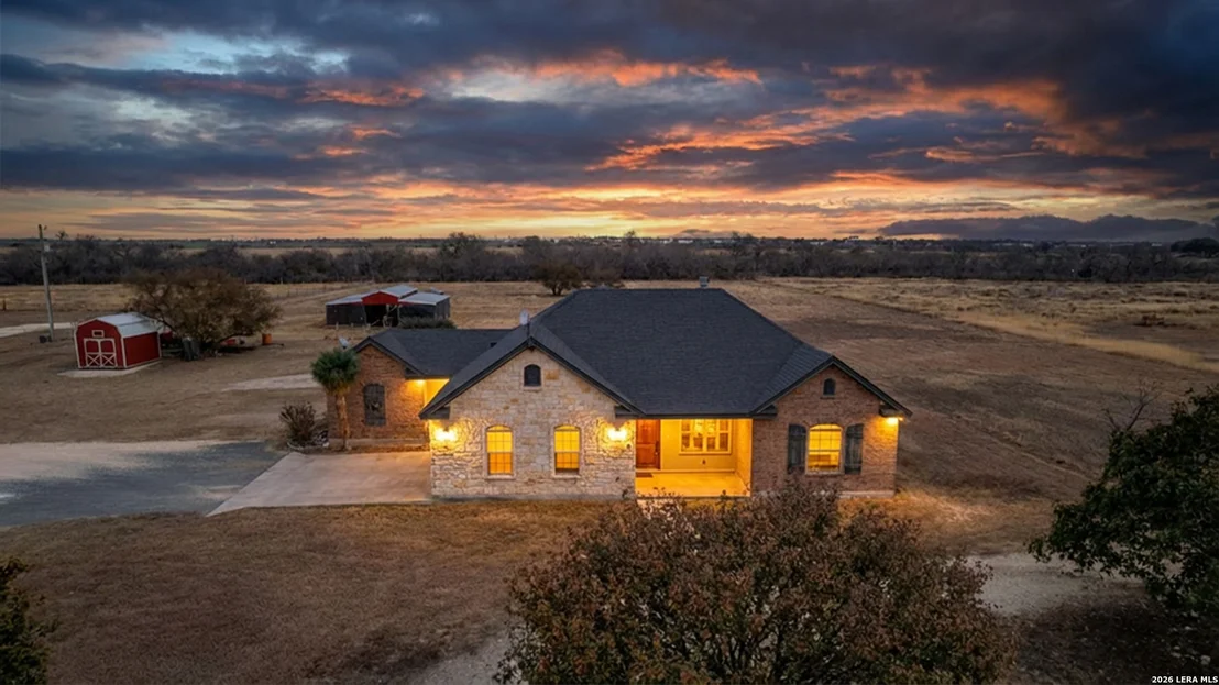 Photo of 8 Valley View