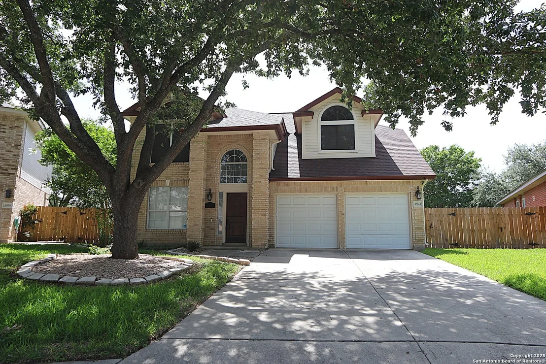 Photo of 4922 Rosemoss