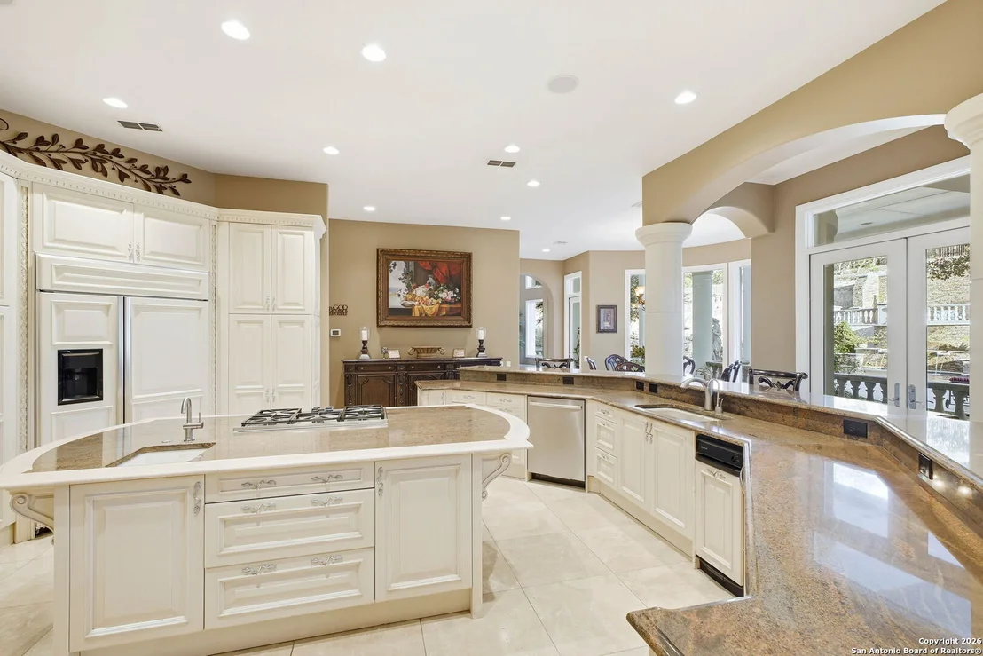 Photo of 2 Admirals Way