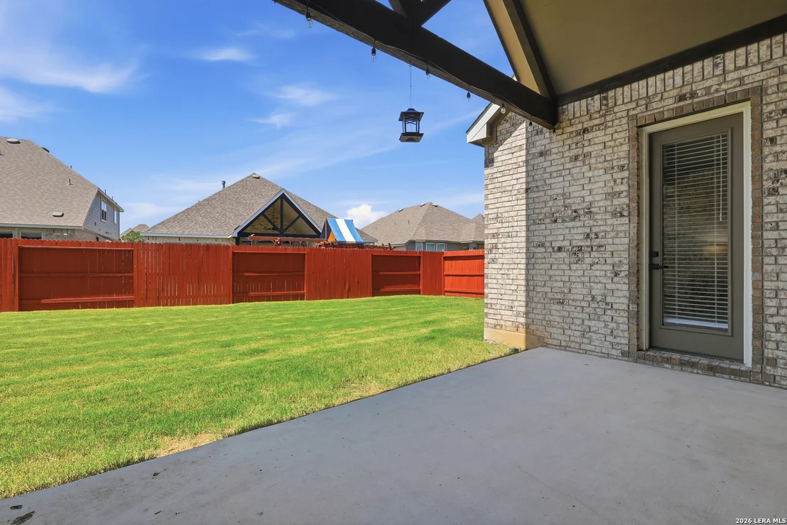 Photo of 111 HUNTWICK DR