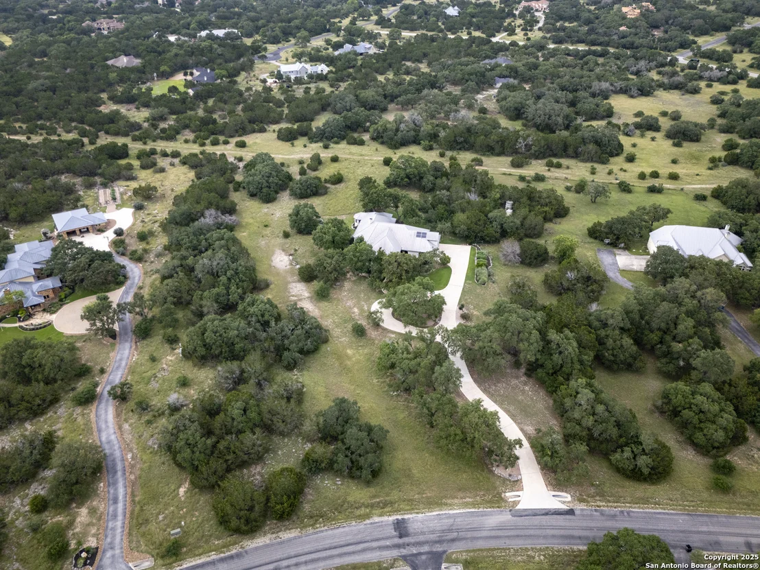 Photo of 112 Legend Hollow