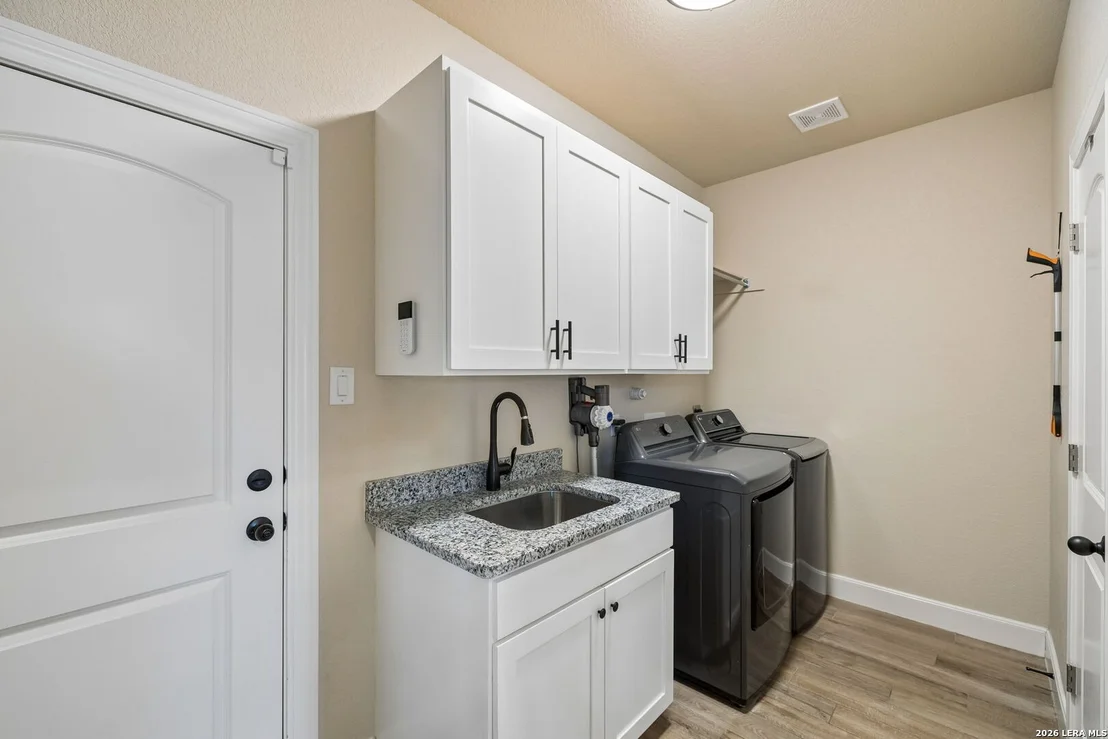 Photo of 9691 Crow Ln