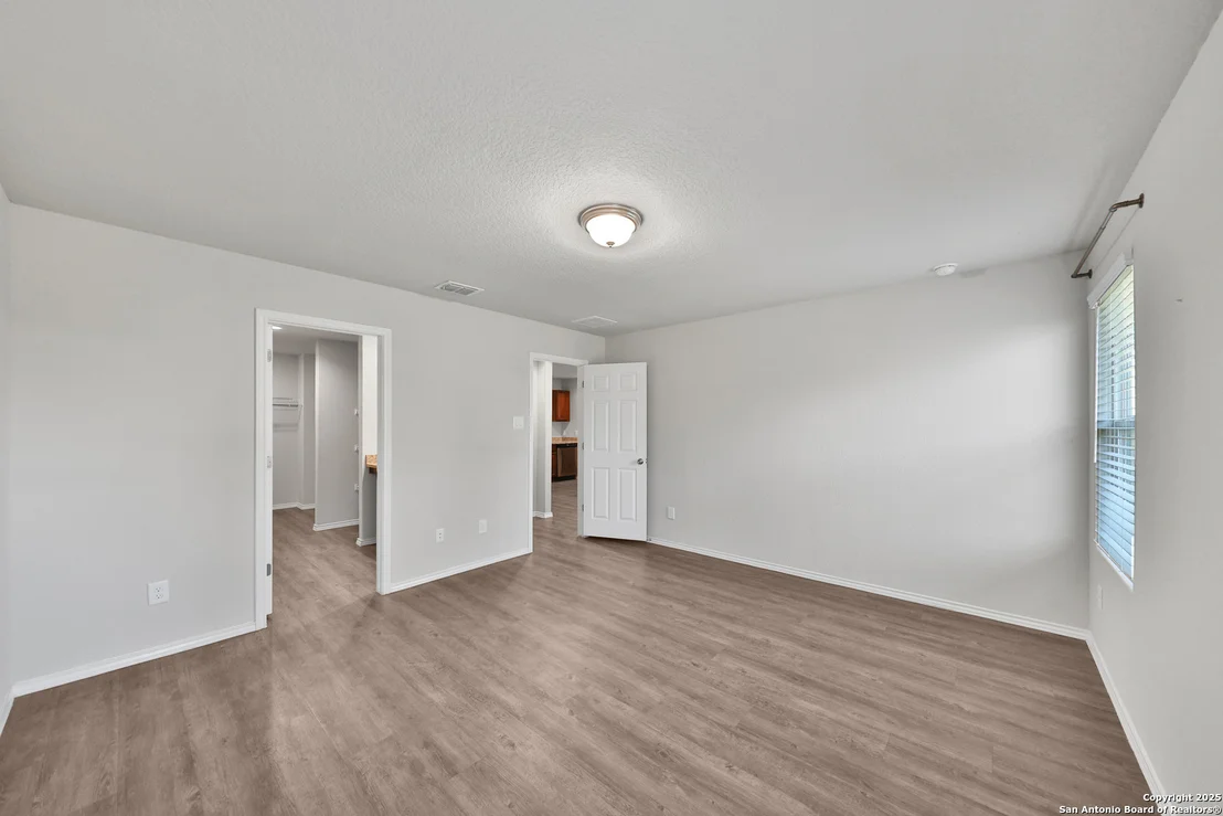 Photo of 5851 MACHAELA TRCE