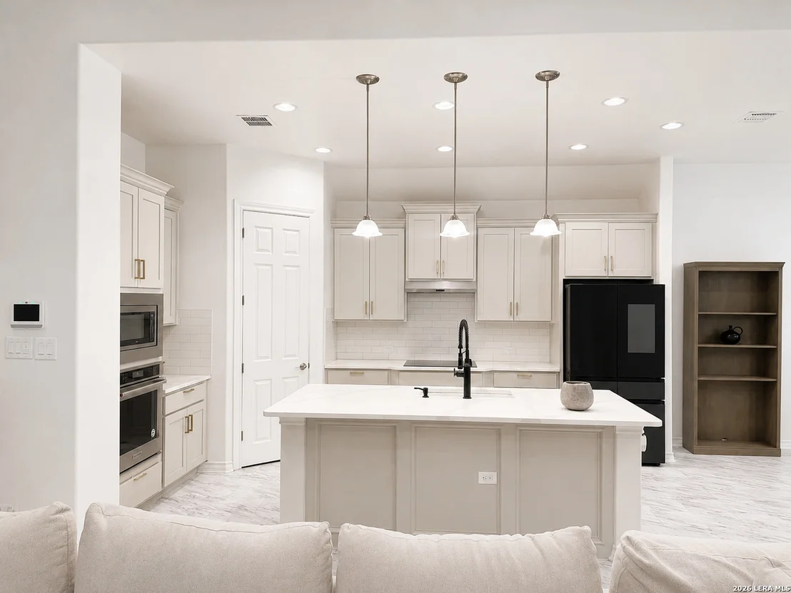 Photo of 1603 Oak Willow