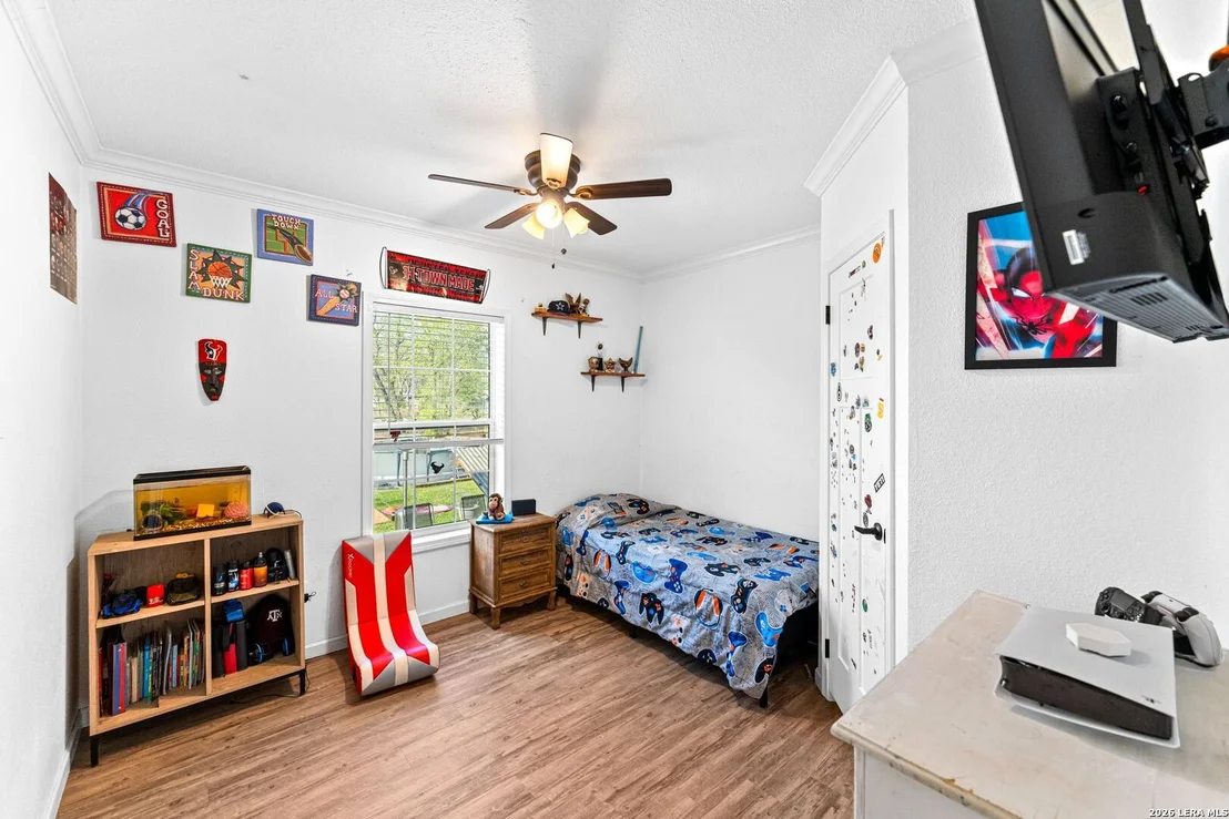 Photo of 1200 Spur Ridge