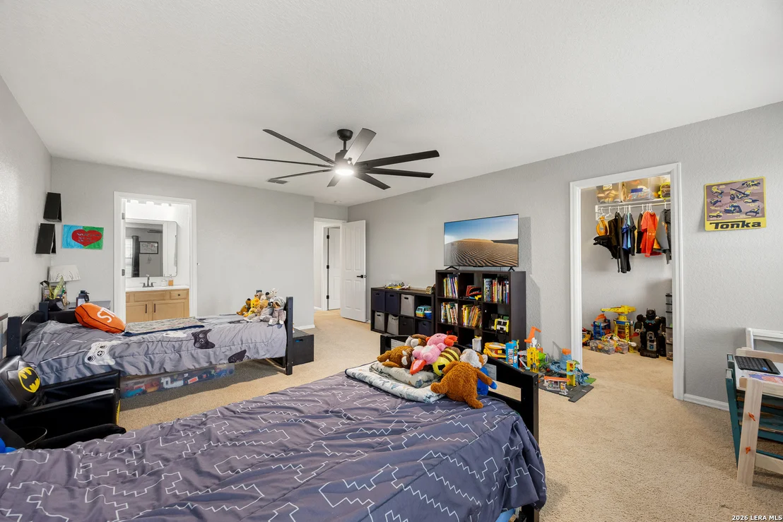 Photo of 4903 Green Jameson