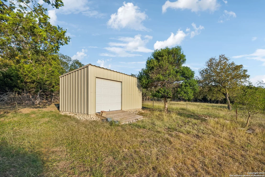 Photo of 232 N Stoneleigh Rd.