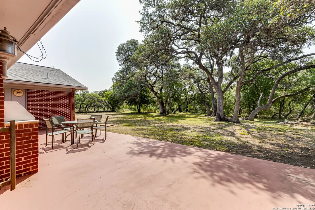 Photo of 110 Cliffside Dr