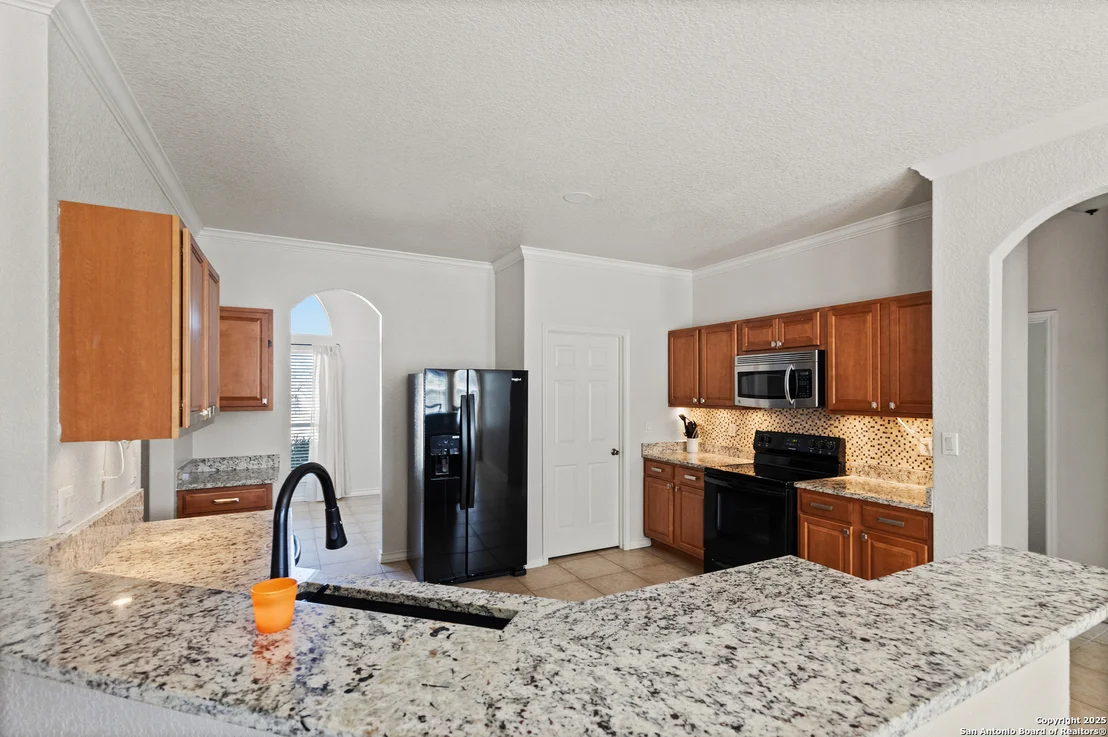 Photo of 325 Howard Dr