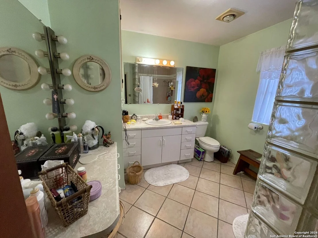 Photo of 117 LAUREL WAY