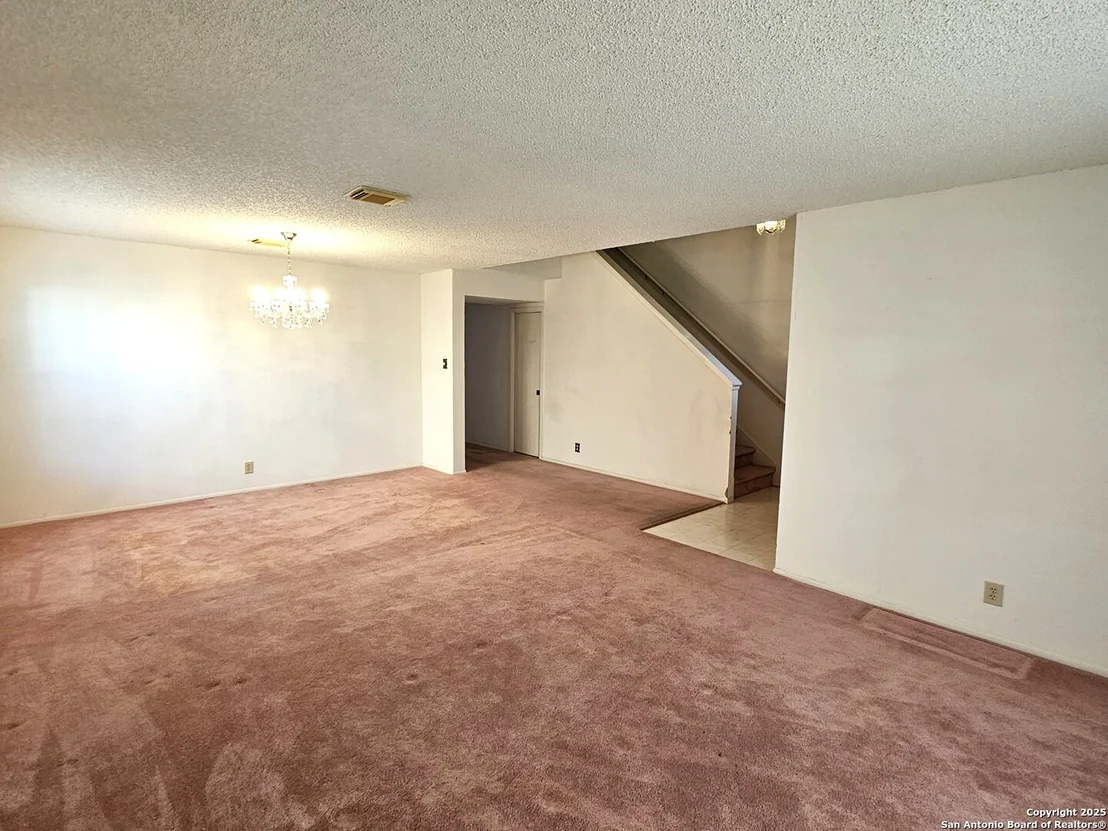 Photo of 6671 SNOW MEADOW