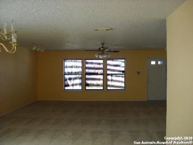 Photo of 6664 Snow Meadow