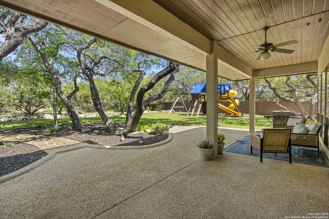 Photo of 915 Foxton