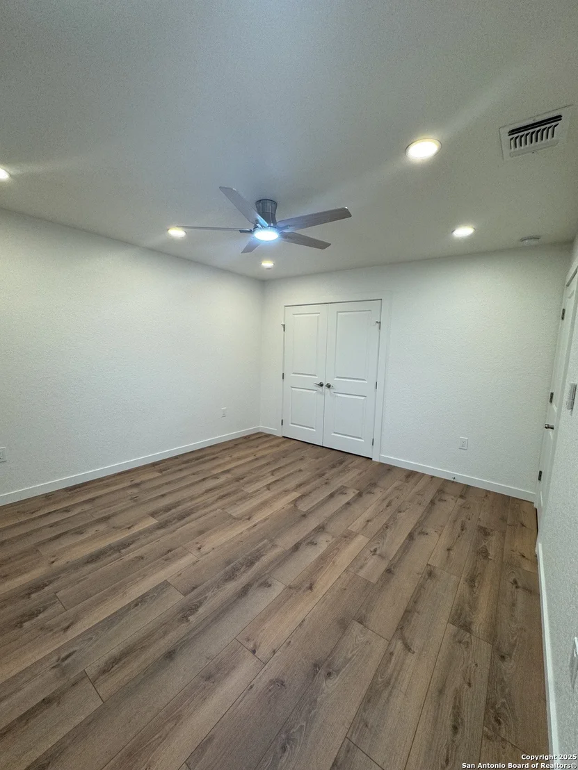 Photo of 214 Williamsburg