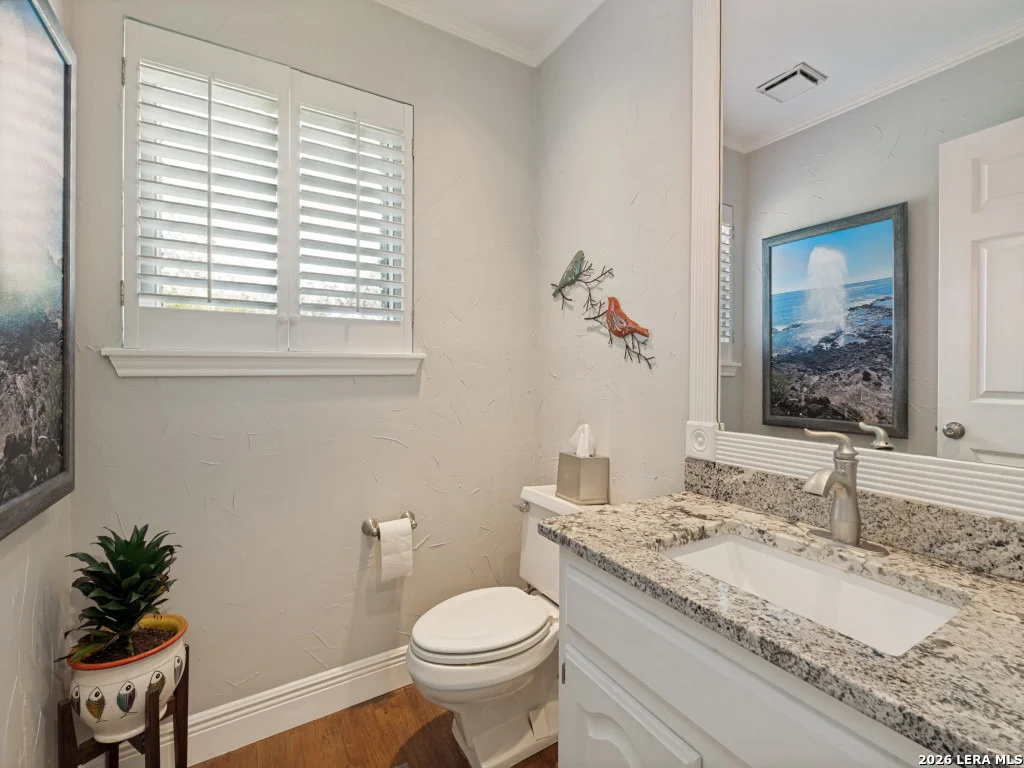 Photo of 2255 Encino Loop