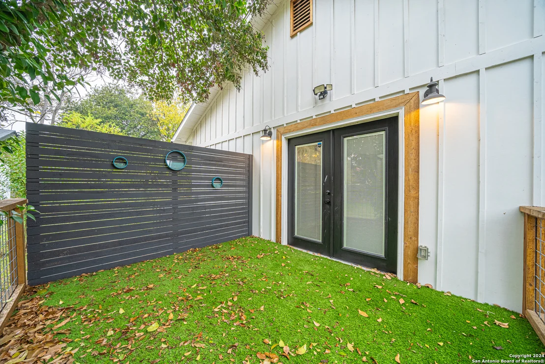 Photo of 216 BELMONT