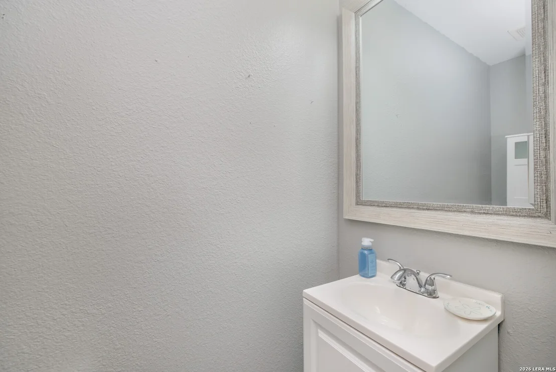 Photo of 24703 Maple Crest